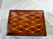 Schmuckkästchen aus