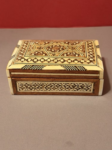 Schmuckkästchen holz perlmutt - schmuckkästchen,